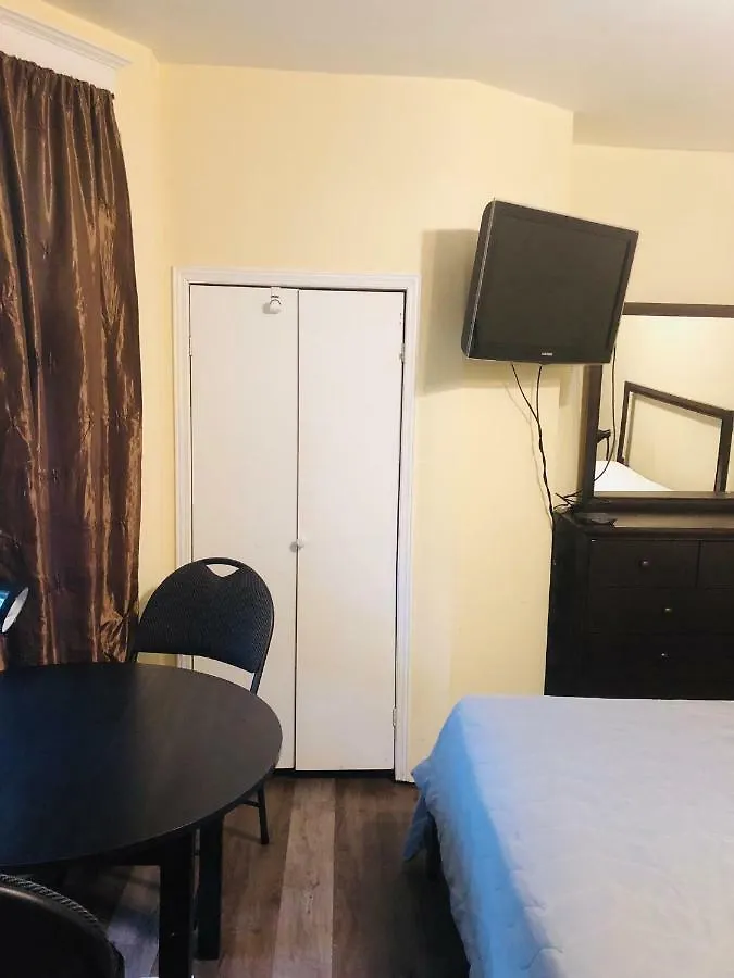 Mina'S Guest House Toronto