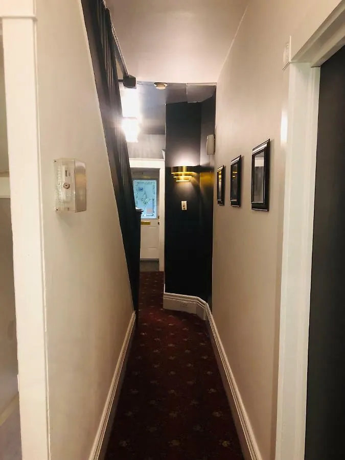 Mina'S Guest House Toronto