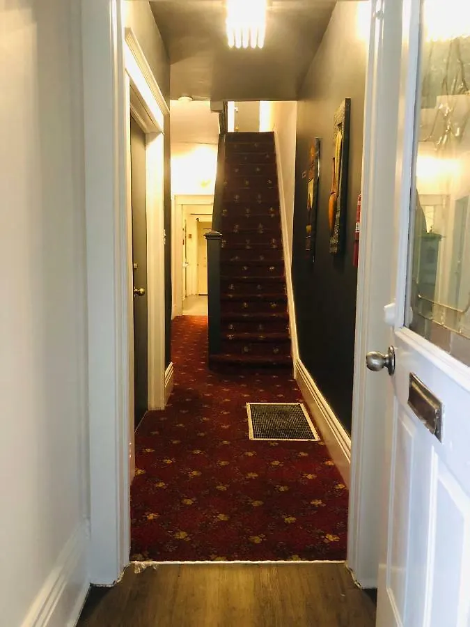 Mina'S Guest House Toronto