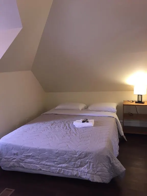 Mina'S Guest House Toronto