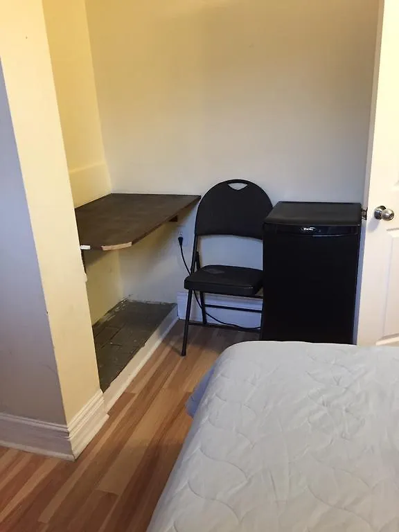 Mina'S Guest House Toronto Canada