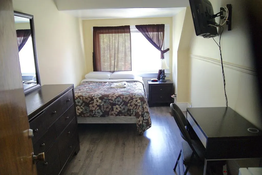 Mina'S Guest House Toronto Canada